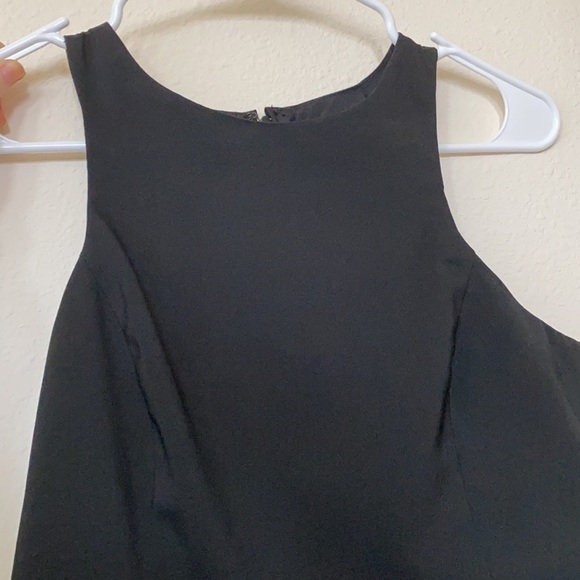 EXPRESS Peplum Top - Picture 2 of 4